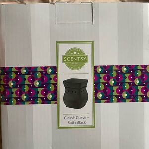 Scentsy Classic Curve Warmer - Elegant Black